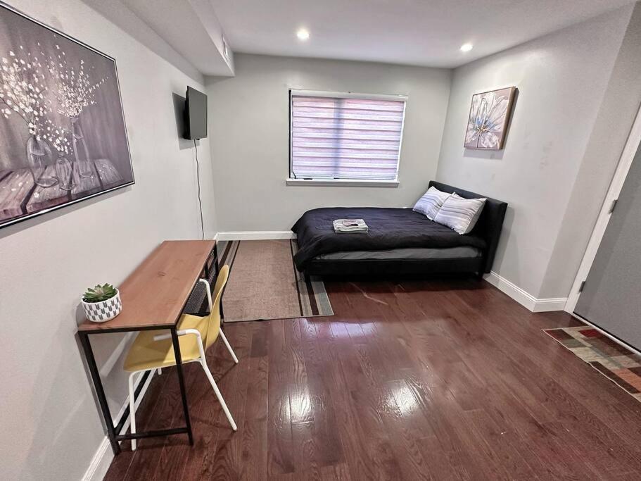 Sleek Studio By University City